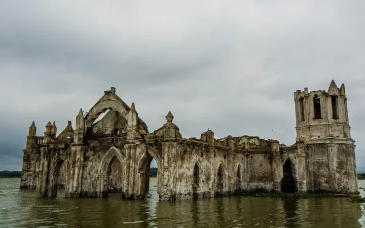 Shettihalli Church